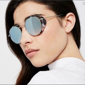 NWOT Krewe Orleans Blinker Sunglasses